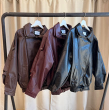 Carica l&#39;immagine nel visualizzatore di Gallery, Bomber Ecopelle

