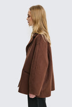 Carica l&#39;immagine nel visualizzatore di Gallery, Cappotto Hand Made
