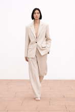 Carica l'immagine nel visualizzatore di Gallery, Blazer Over Ecopelle
