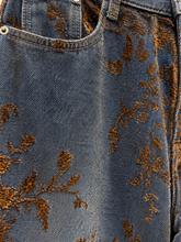 Carica l'immagine nel visualizzatore di Gallery, Jeans trama Velluto
