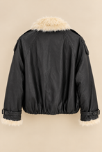 Carica l'immagine nel visualizzatore di Gallery, BOMBER SOFT LEATHER
